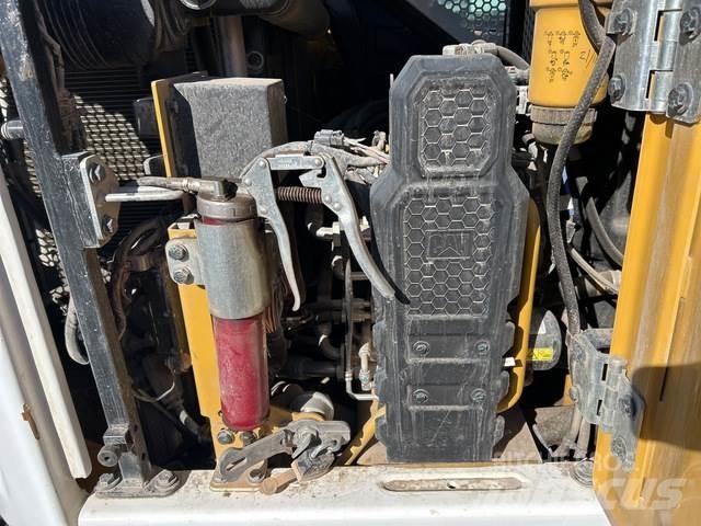 CAT 308CR 履带挖掘机
