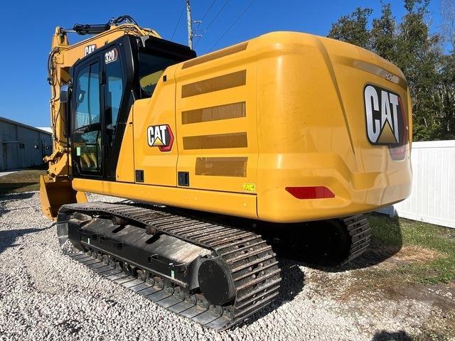 CAT 320 履带挖掘机