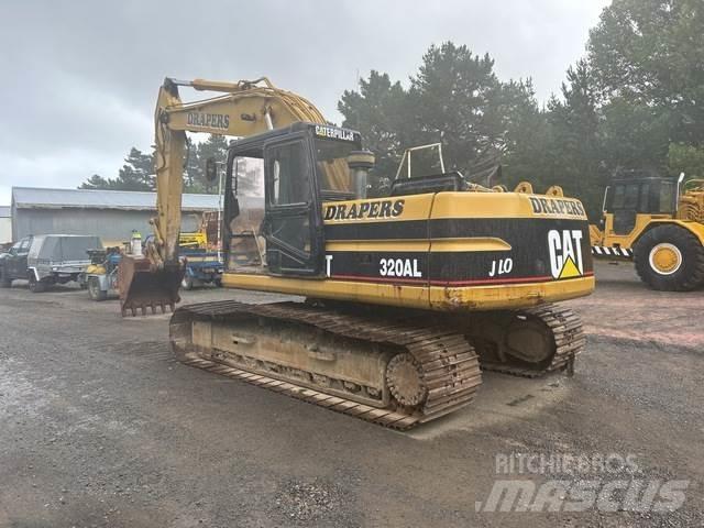 CAT 320L 履带挖掘机