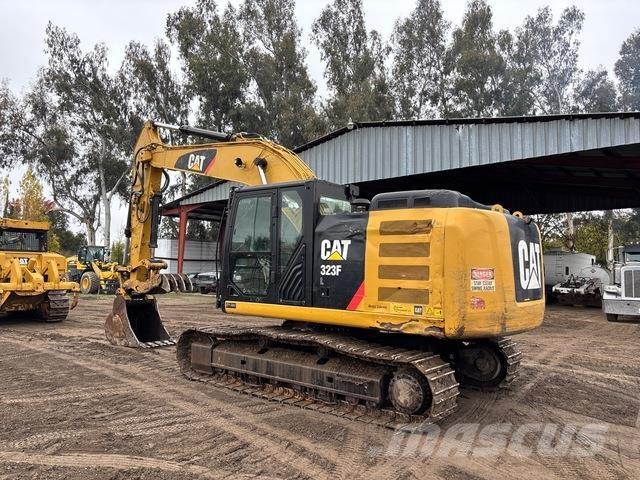 CAT 323F L 履带挖掘机