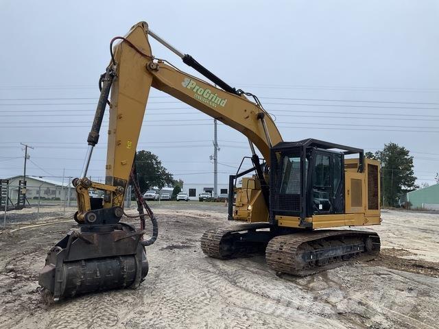 CAT 325FLCR 履带挖掘机