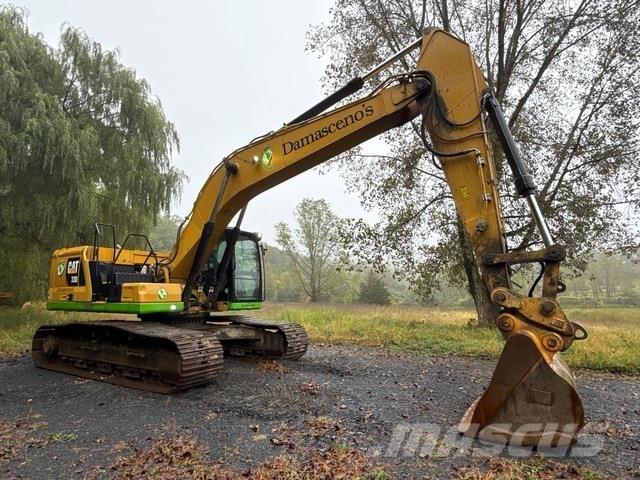 CAT 330 履带挖掘机