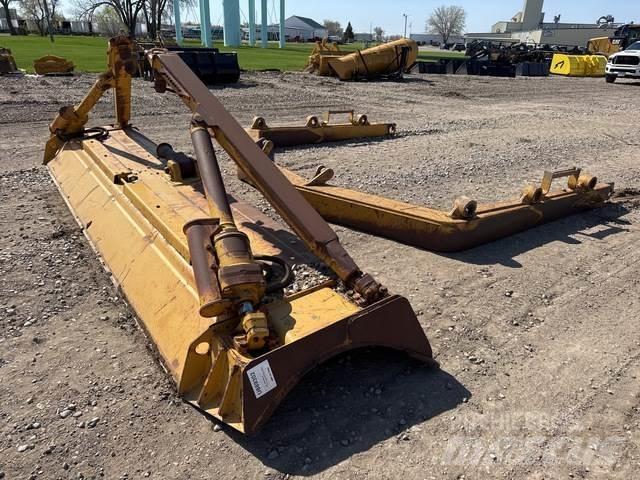 CAT 334-1781 推铲
