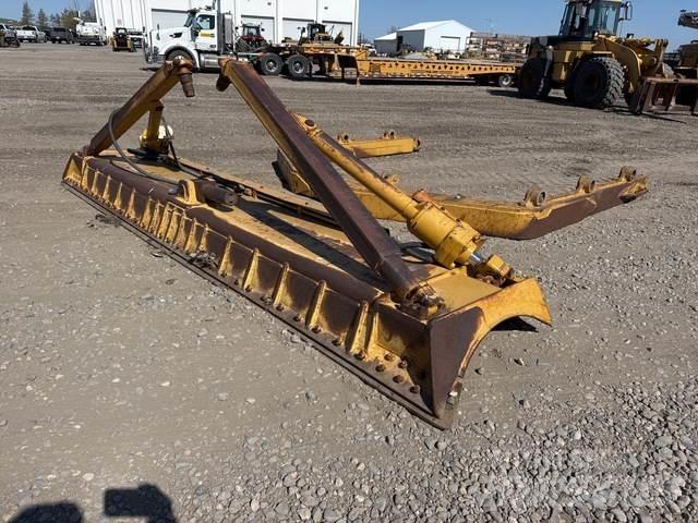 CAT 334-1781 推铲
