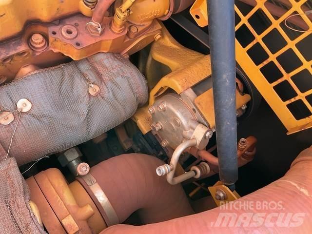 CAT 336 履带挖掘机