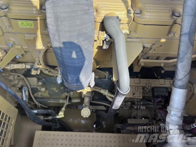 CAT 395 履带挖掘机