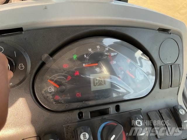 CAT 424 反铲装载机