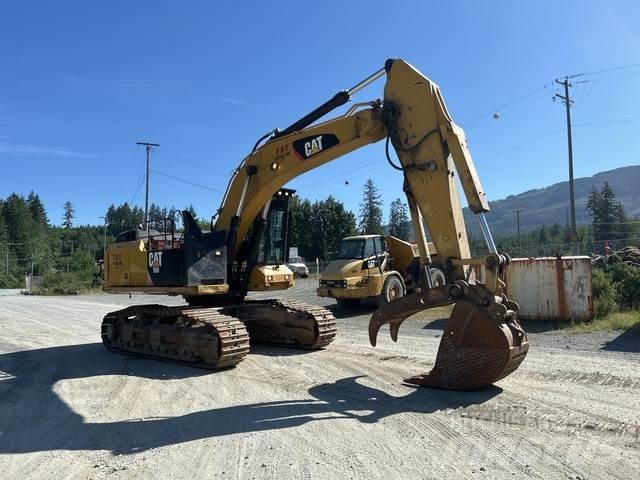 CAT 568 履带挖掘机