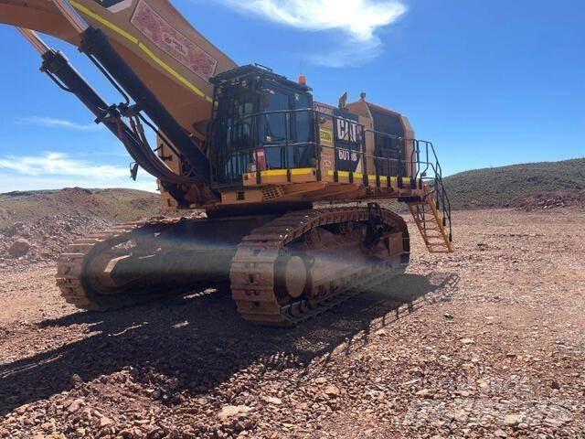 CAT 6015B 履带挖掘机