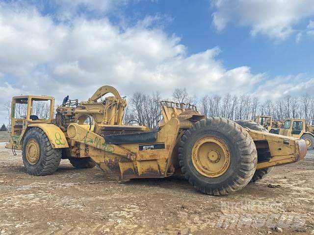 CAT 621 铲运机