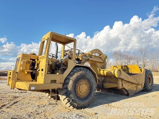 CAT 621B 铲运机