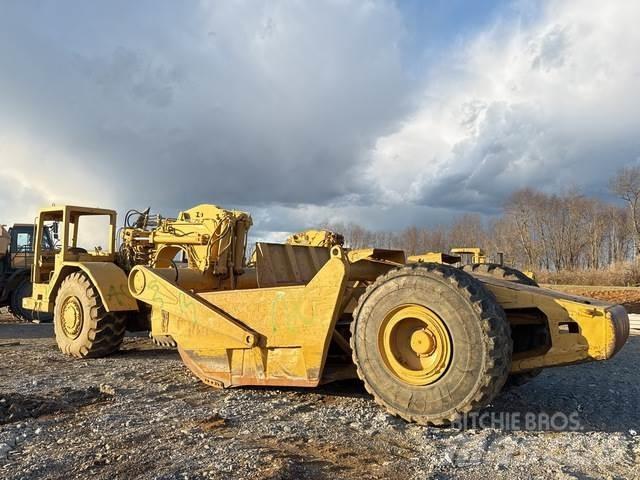 CAT 621B 铲运机