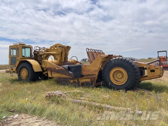 CAT 621B 铲运机