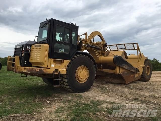 CAT 621G 铲运机