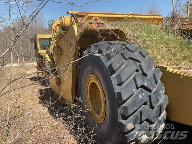CAT 623 铲运机