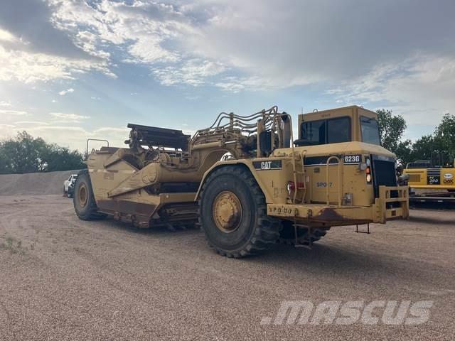 CAT 623G 铲运机