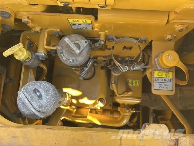 CAT 623k 铲运机