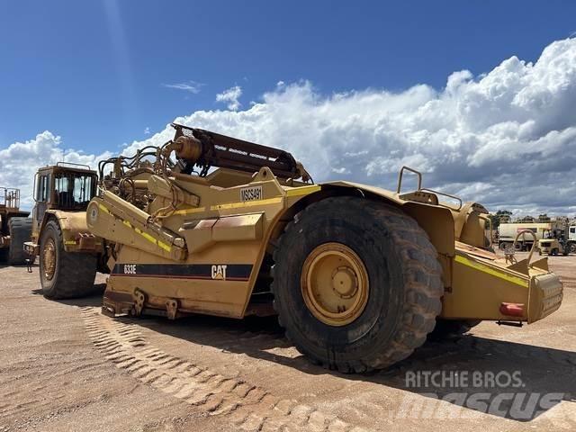 CAT 633E 铲运机