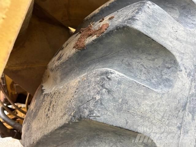 CAT 637D 铲运机