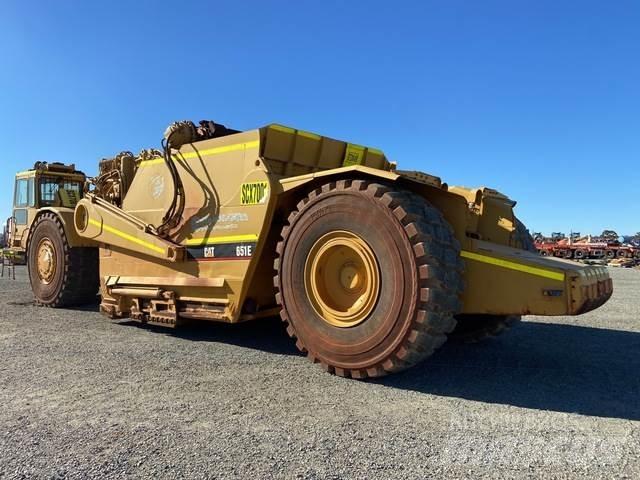 CAT 651E 铲运机
