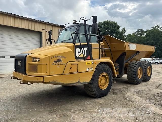 CAT 725C 铰接式自卸车
