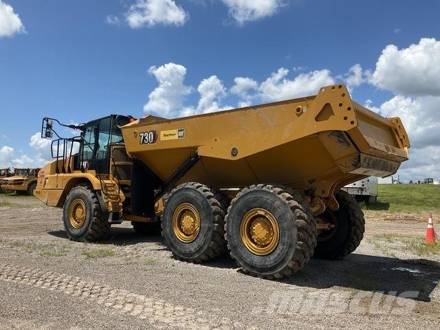 CAT 730 铰接式自卸车