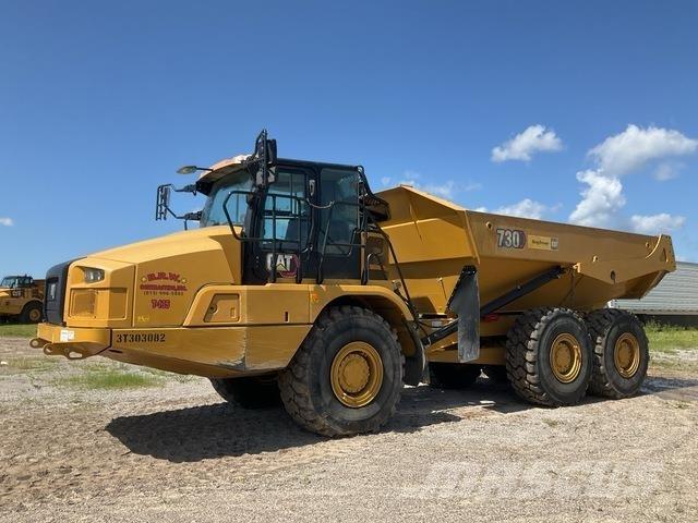 CAT 730 铰接式自卸车