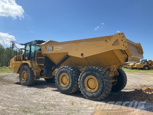 CAT 730 铰接式自卸车