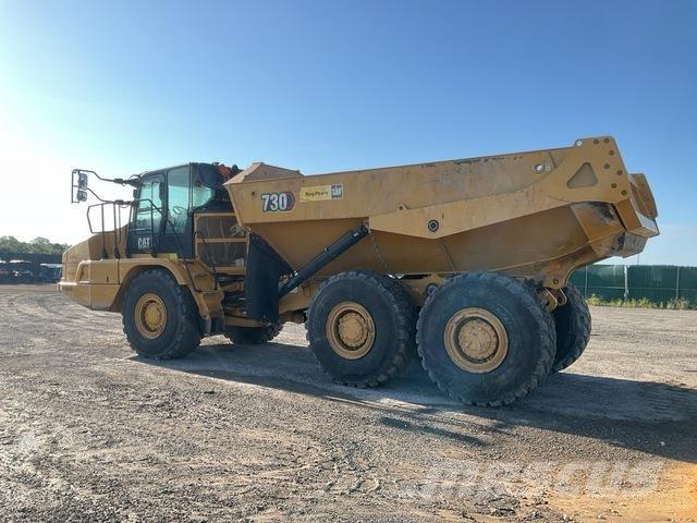 CAT 730 铰接式自卸车