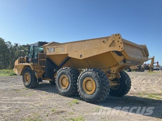 CAT 730 铰接式自卸车