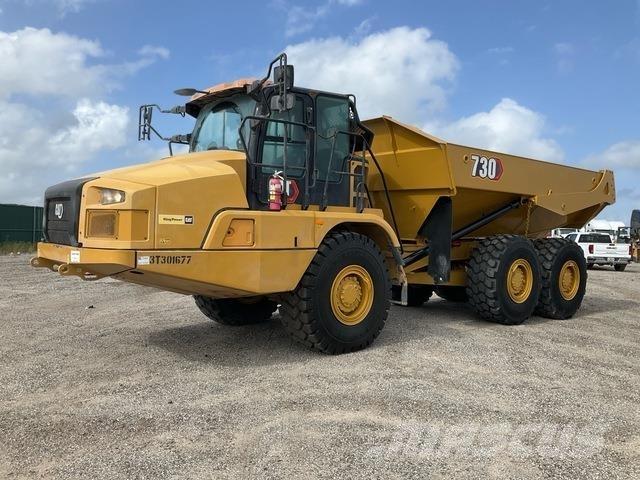 CAT 730 铰接式自卸车