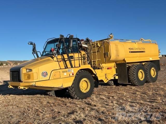 CAT 730C 水罐车
