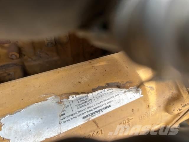 CAT 740 铰接式自卸车