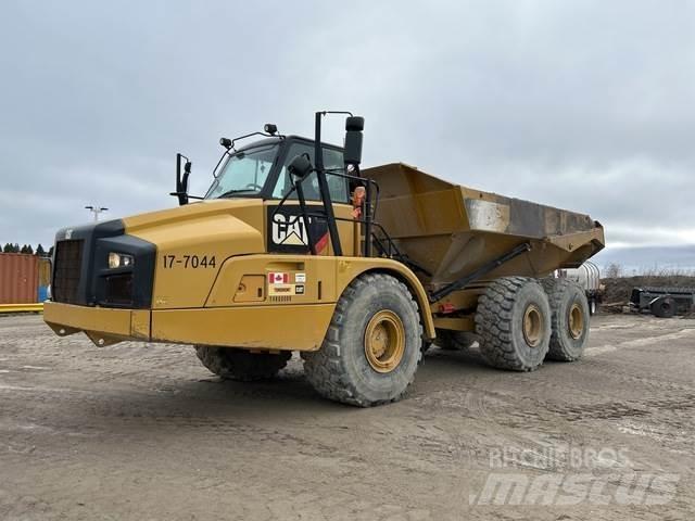 CAT 740B 铰接式自卸车