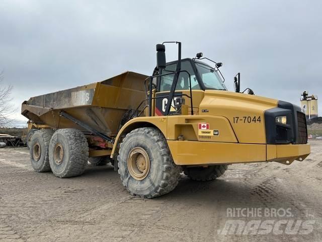 CAT 740B 铰接式自卸车