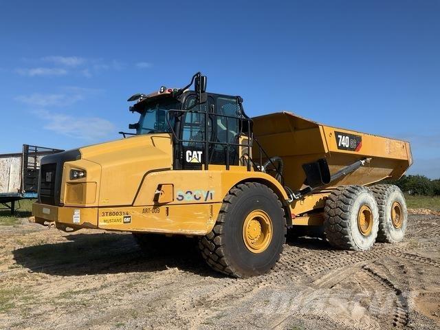 CAT 740GC 铰接式自卸车
