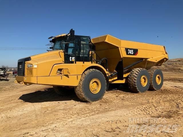 CAT 745 铰接式自卸车