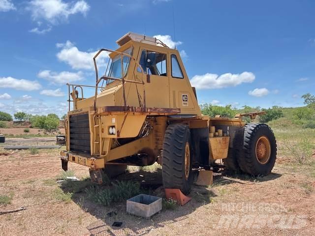 CAT 768C 铰接式自卸车