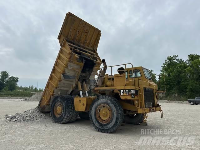 CAT 769C 铰接式自卸车