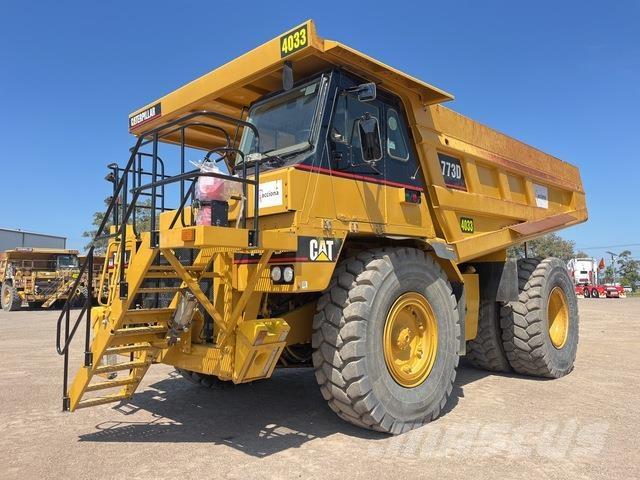 CAT 773D 铰接式自卸车