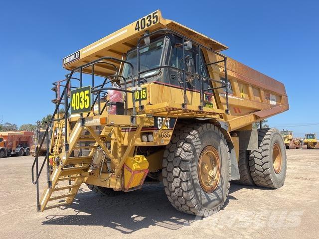 CAT 773D 铰接式自卸车