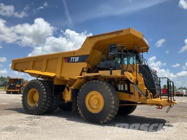 CAT 773F 铰接式自卸车