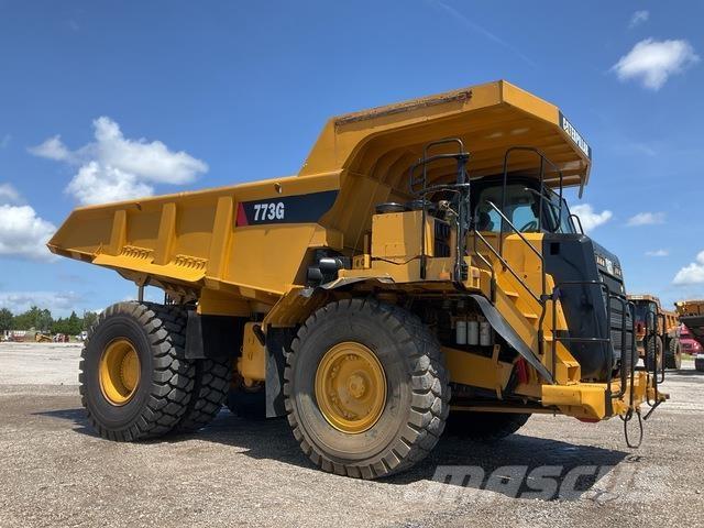 CAT 773G 铰接式自卸车