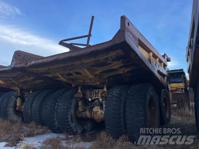 CAT 777D 铰接式自卸车