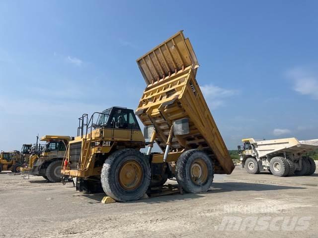 CAT 777D 铰接式自卸车