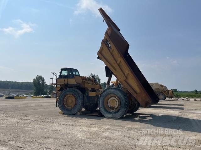 CAT 777D 铰接式自卸车