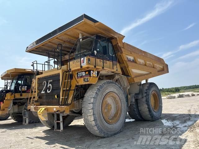 CAT 777D 铰接式自卸车