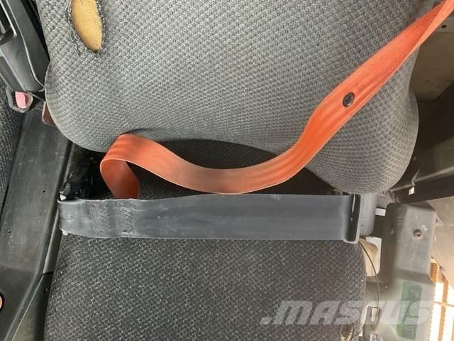 CAT 777D 铰接式自卸车