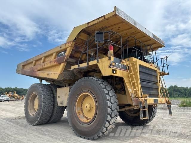 CAT 777D 铰接式自卸车