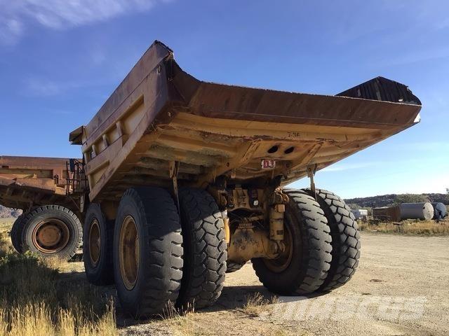 CAT 777D 铰接式自卸车
